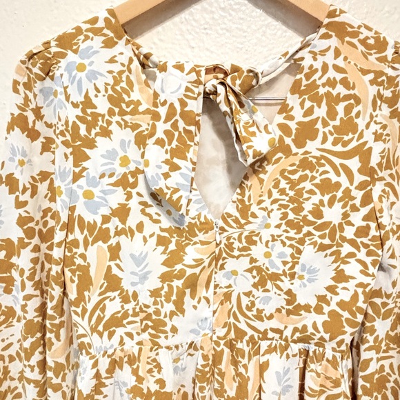 Floral Long Sleeved Tiered Peasant Maxi Dress with Pockets - Picture 8 of 14